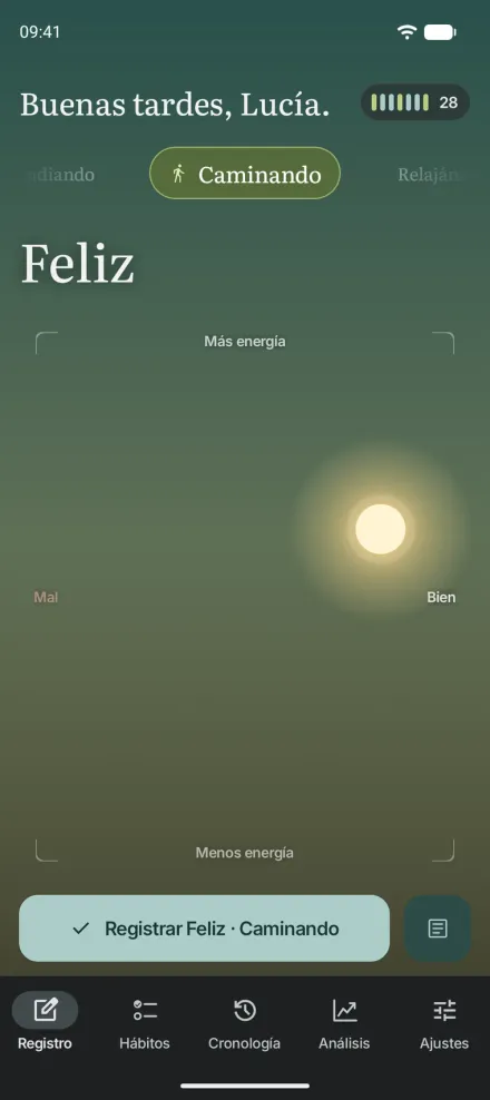 Moments para Android en un teléfono: el registro en el cielo con Feliz y Caminar elegidos y un botón para guardarlo.