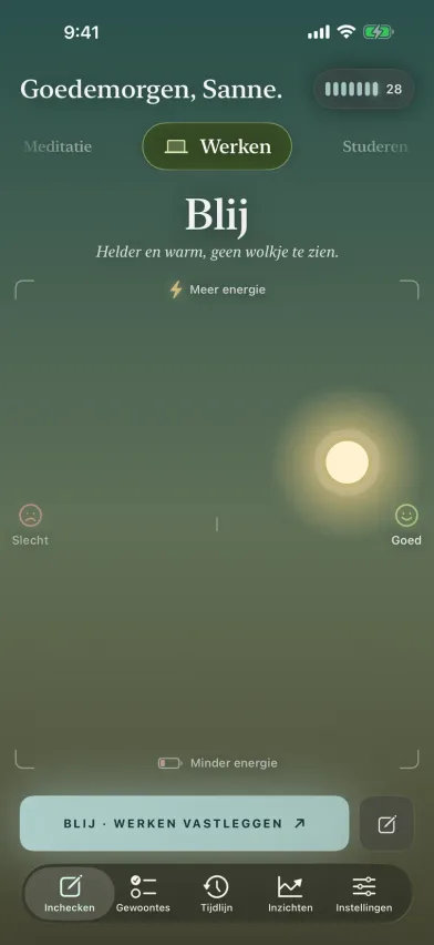 De stemmingscheck-in van Moments op de iPhone, een lucht waarin de zon omhoog slepen meer energie betekent en naar rechts je beter voelen, met de activiteitkeuze erboven.